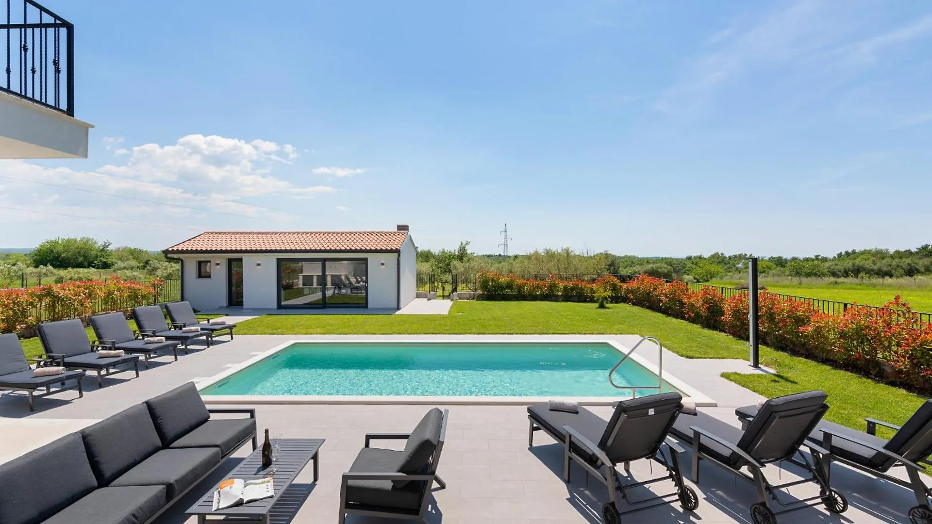 Beautiful Villa Brtonigla With Pool In Brtonigla